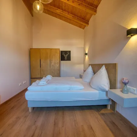 Chaletwohnung Weitblick Mit Wellnessbereich Appartement *