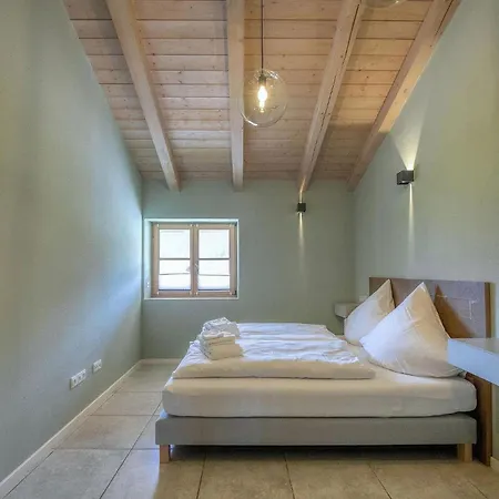 Chaletwohnung Weitblick Mit Wellnessbereich Appartement *